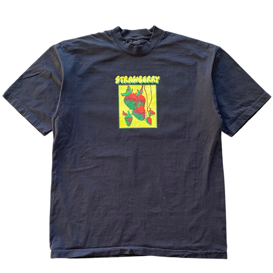Strawberry v5 Tee