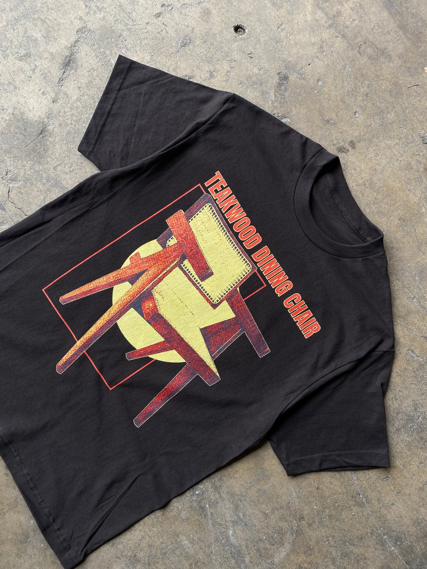 Teakwood Dining Chair Tee