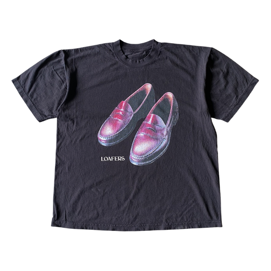Loafer-Schuhe-T-Shirt