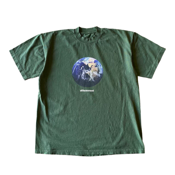 Globe Tee – atthemoment