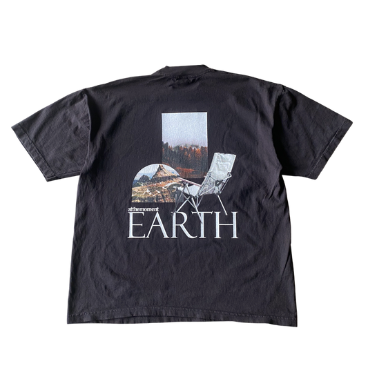 T-shirt Earth Chair