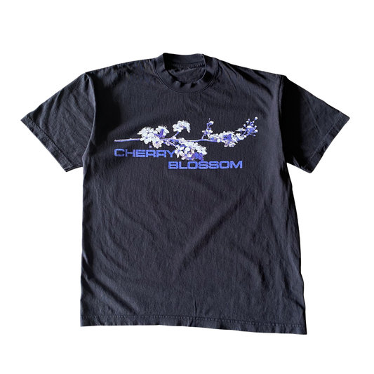 Kirschblütenzweig-T-Shirt